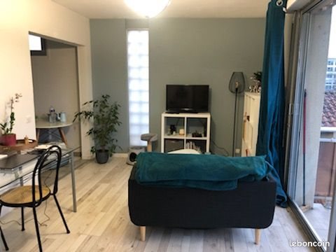 Appartement à louer, 36m², Figeac