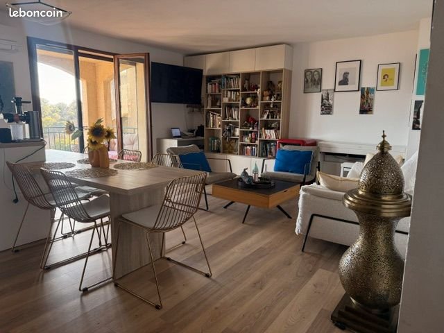 Appartement à louer, 90m², Ajaccio