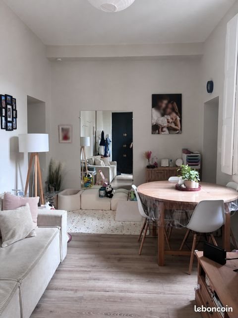 Appartement à louer, 64m², Nîmes