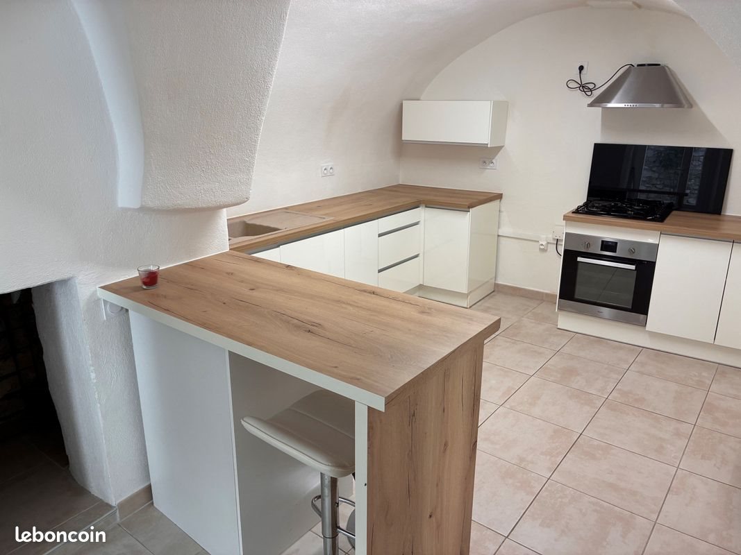 Maison à louer, 88m², Espeluche
