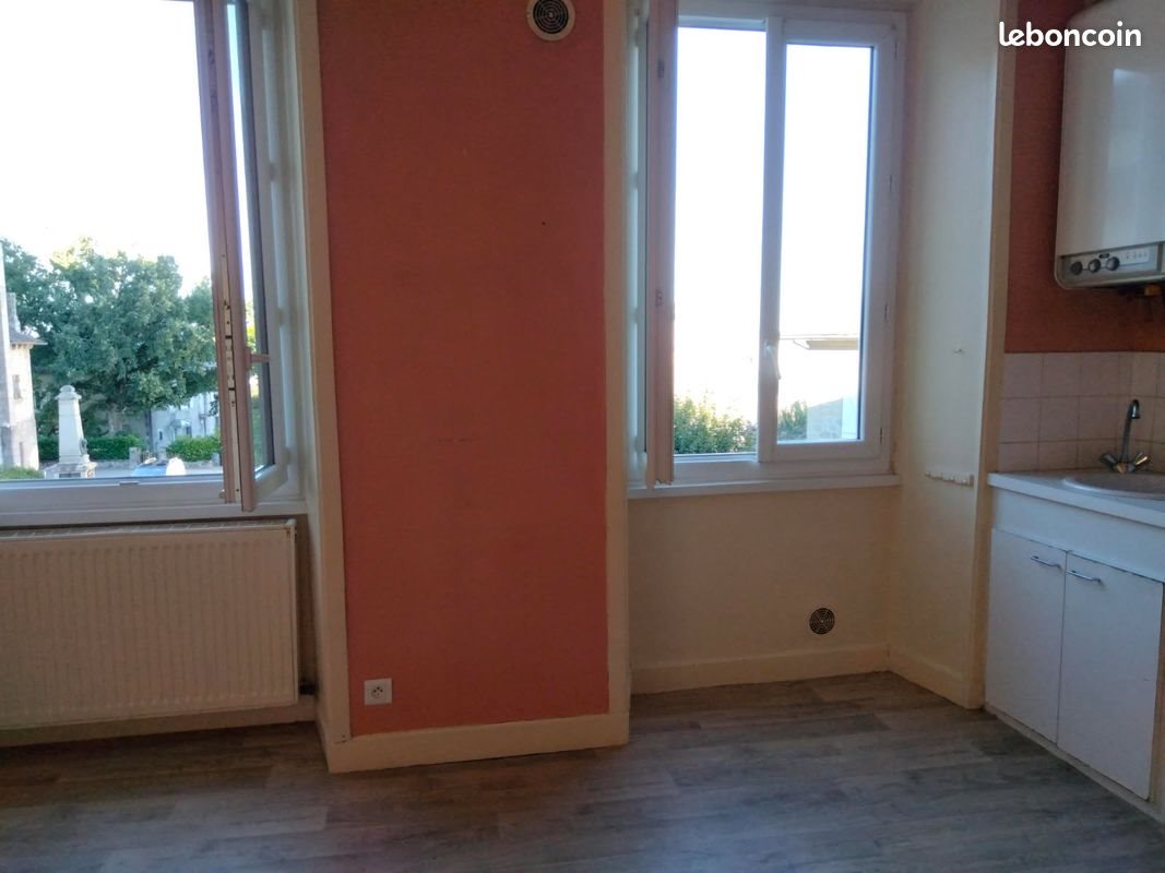 Appartement à louer, 42m², Egletons