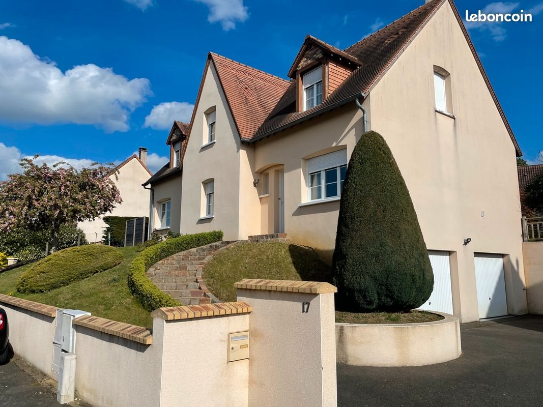 Maison à vendre, 170m², La Suze-sur-Sarthe