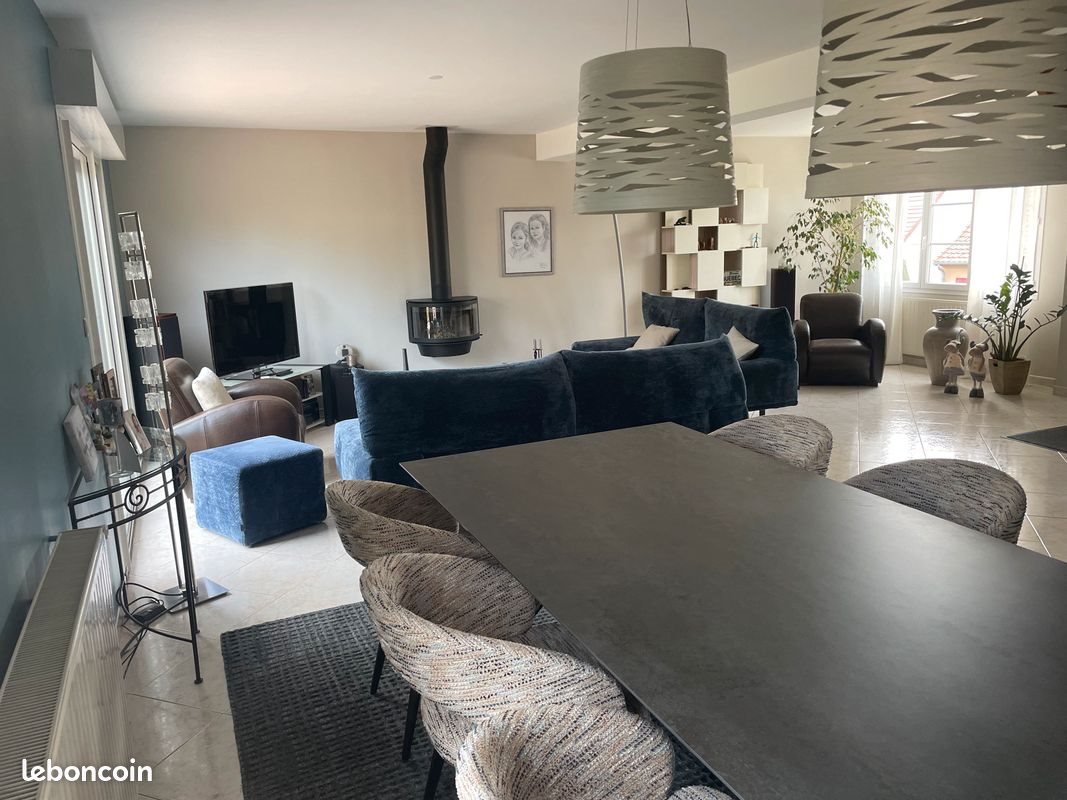 Maison à vendre, 170m², La Suze-sur-Sarthe