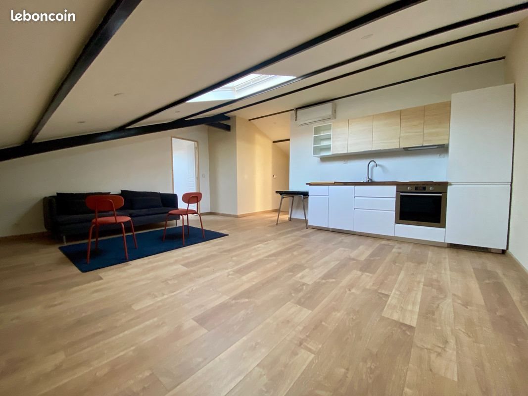 Appartement à louer, 65m², Bordeaux