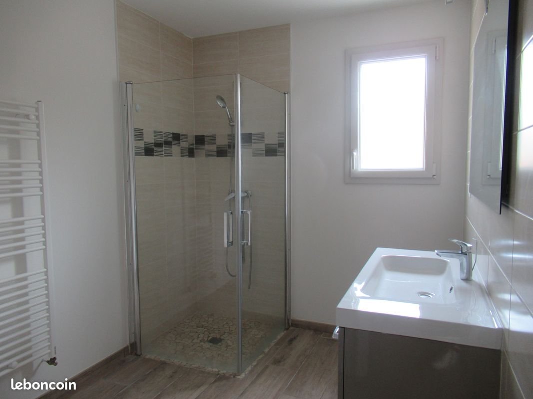 Maison à louer, 95m², Saint-Saturnin