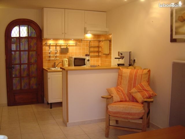 Appartement à louer, 22m², Marignane