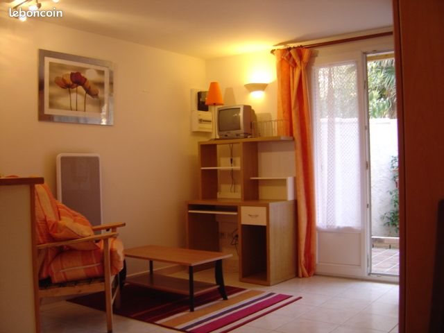 Appartement à louer, 22m², Marignane
