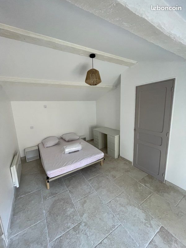 Maison à louer, 50m², Nans-les-Pins