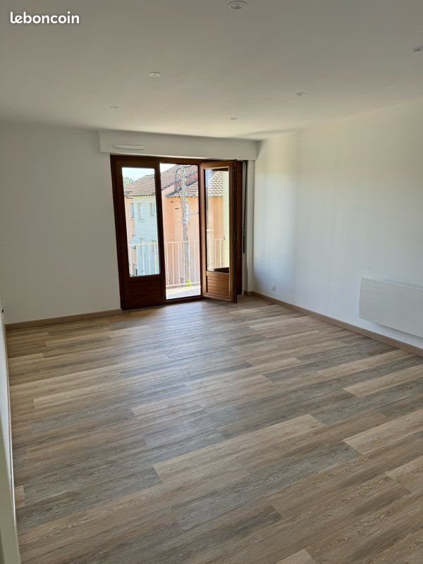Appartement à louer, 61m², Brive-la-Gaillarde