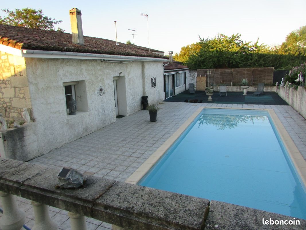 Maison à vendre, 185m², Saintes