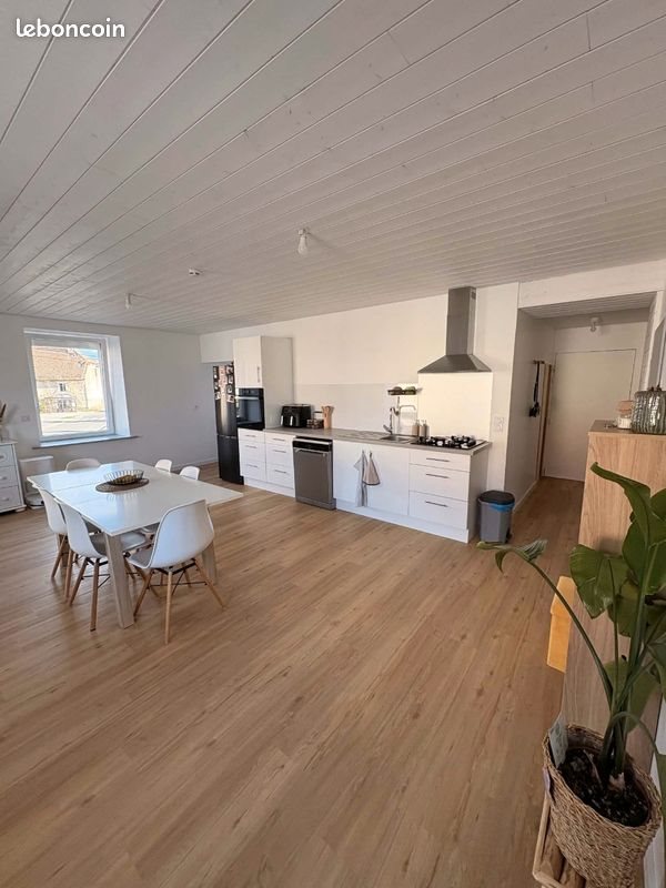 Appartement à louer, 73m², Belleherbe