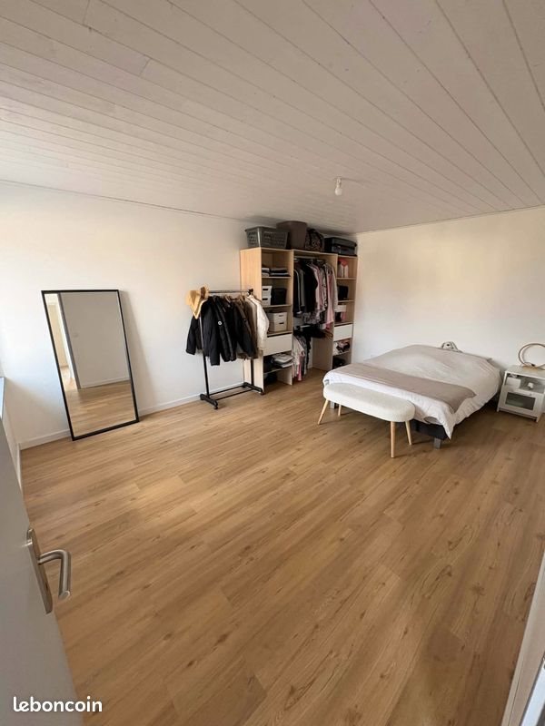 Appartement à louer, 73m², Belleherbe