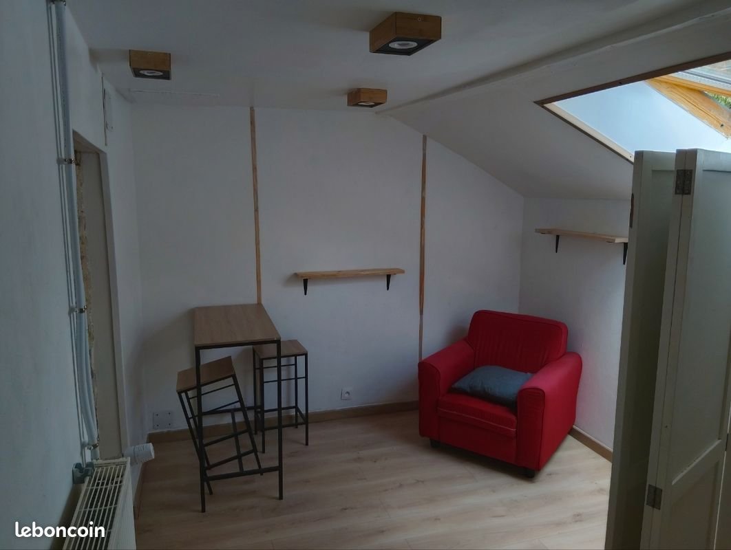 Appartement à louer, 30m², Saint-Berthevin