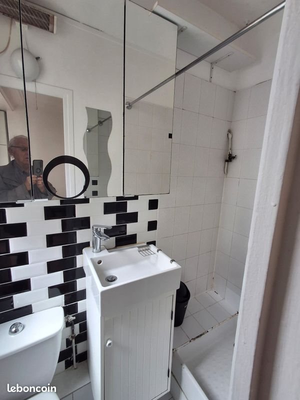 Appartement à louer, 16m², Paris 15ème