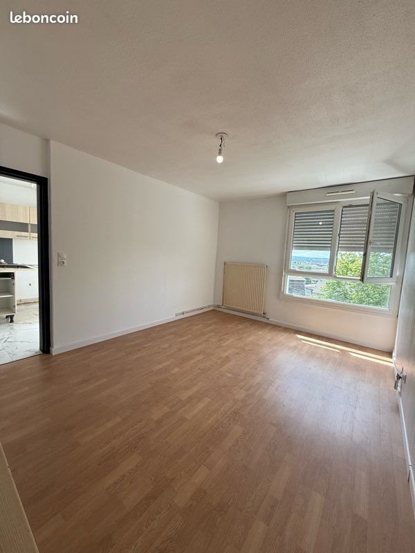 Appartement à louer, 75m², L'Hôpital