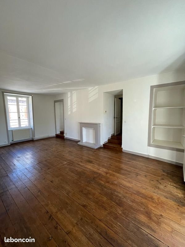 Appartement à louer, 69m², Pontrieux
