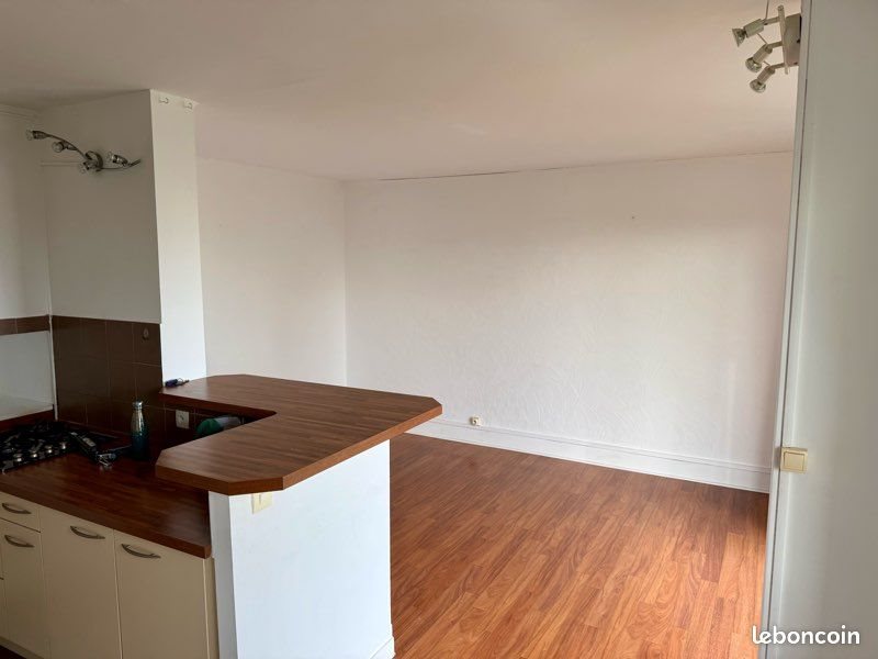 Appartement à louer, 45m², Fresnes