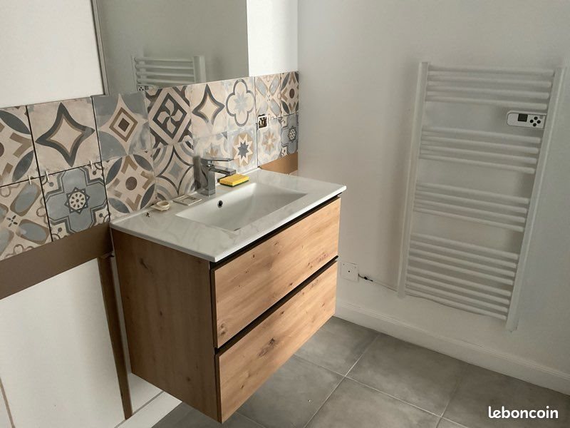 Appartement à louer, 80m², Condom