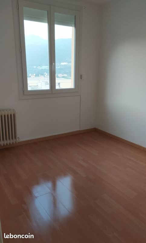 Appartement à louer, 53m², Ajaccio
