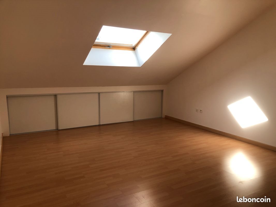 Maison à louer, 75m², Rainneville