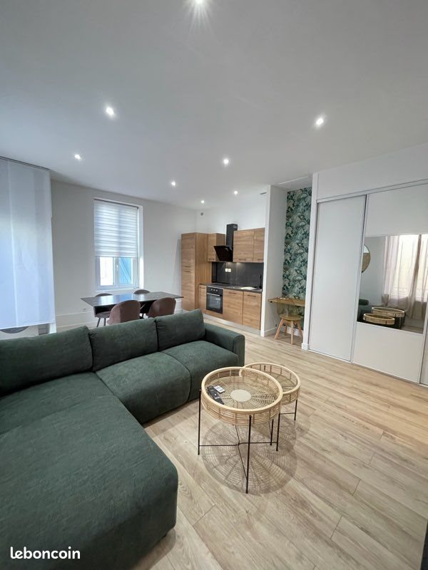 Appartement à louer, 42m², Nîmes