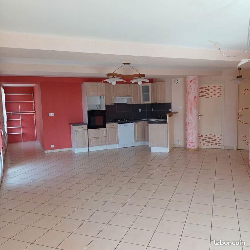 Appartement à louer, 90m², Saint-Flour