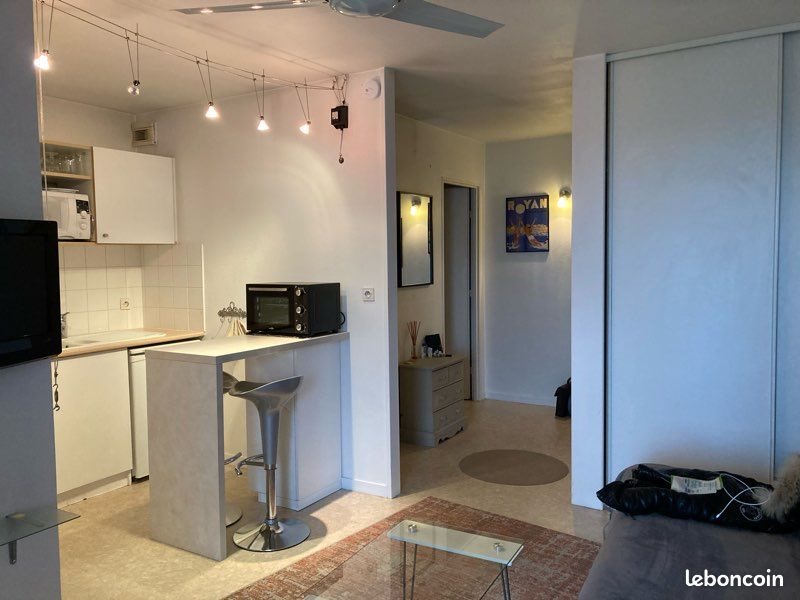 Appartement à louer, 31m², Rochefort