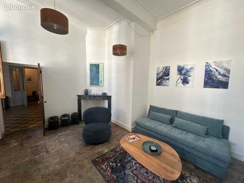 Appartement à louer, 76m², Nîmes