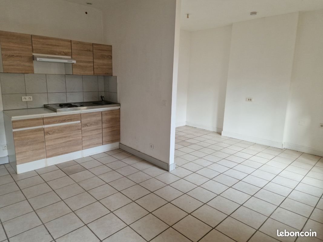 Appartement à louer, 32m², La Réole