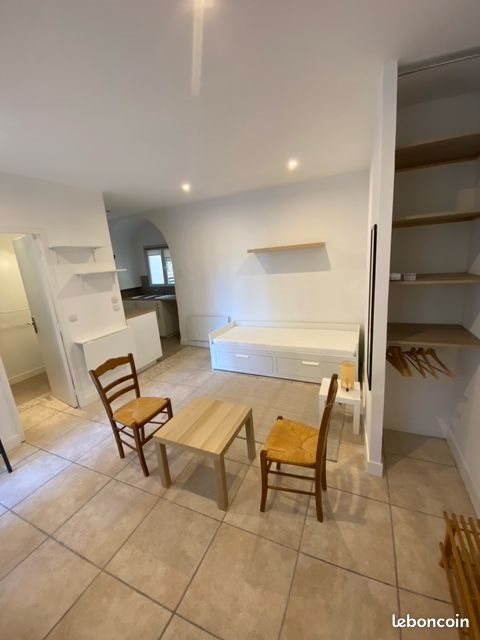 Appartement à louer, 25m², Bollène