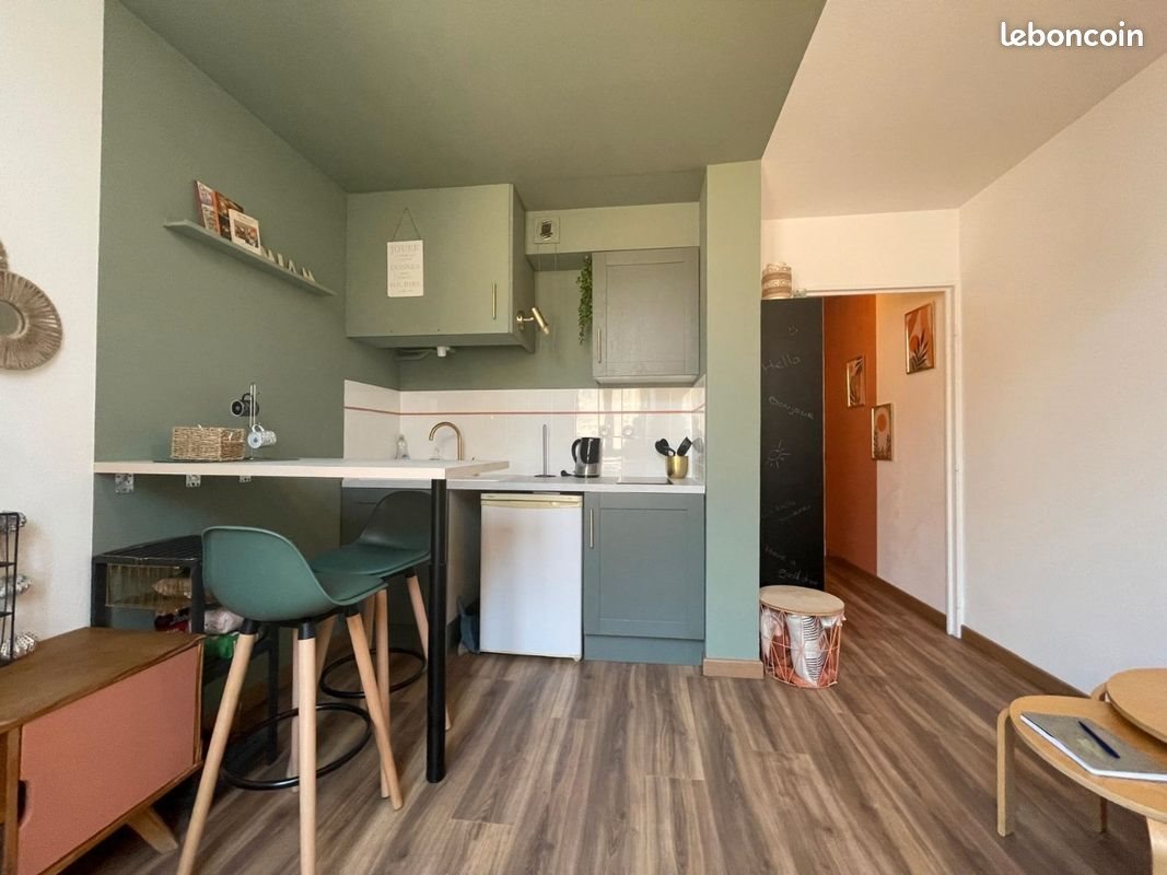 Appartement à louer, 19m², Nîmes