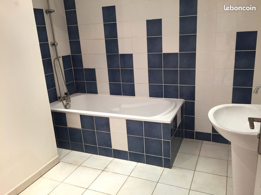 Appartement à louer, 80m², Épinac
