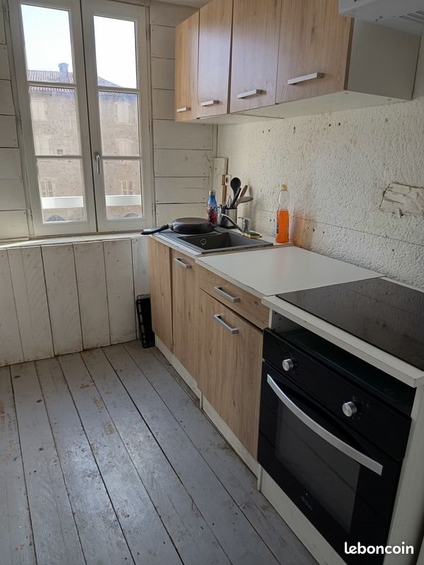 Appartement à louer, 102m², Villefranche-de-Rouergue