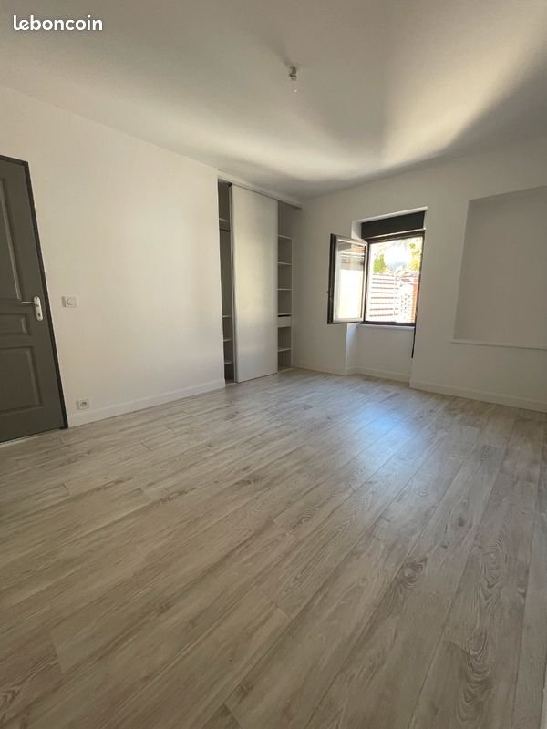 Appartement à louer, 64m², Catus