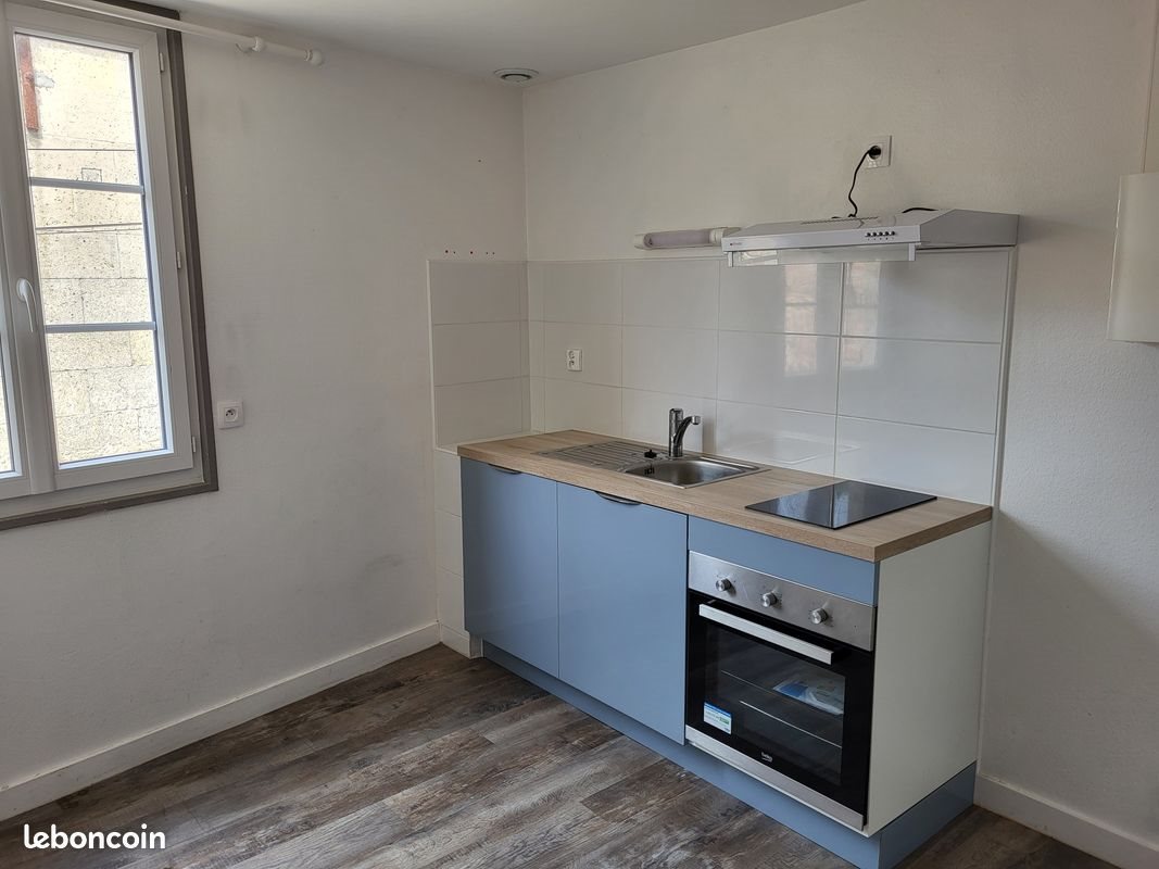 Appartement à louer, 25m², Mouthiers-sur-Boëme