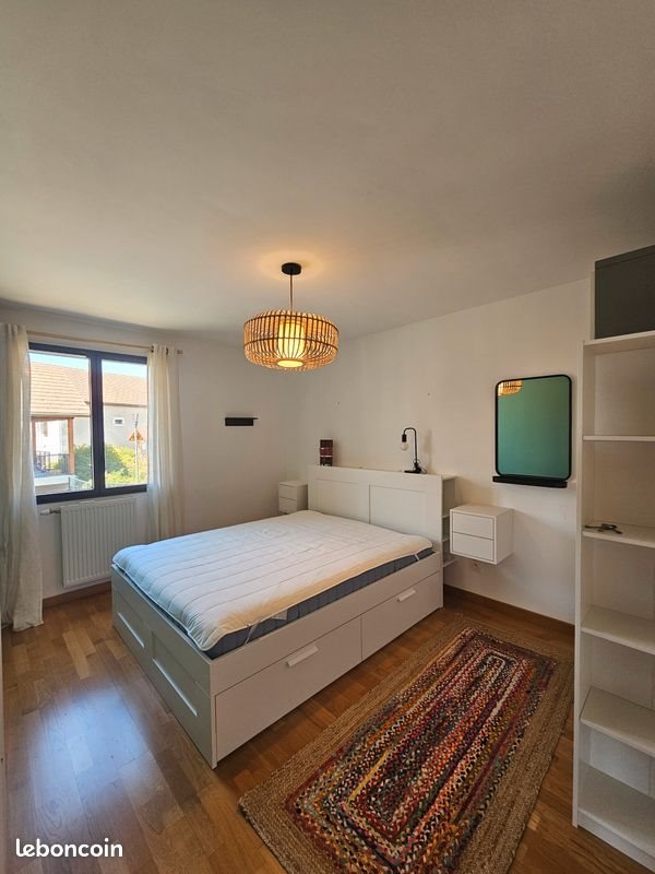 Appartement à louer, 90m², Chevry