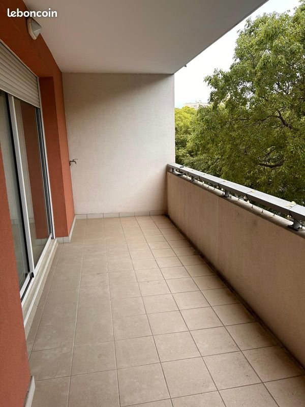 Appartement à louer, 43m², Nîmes