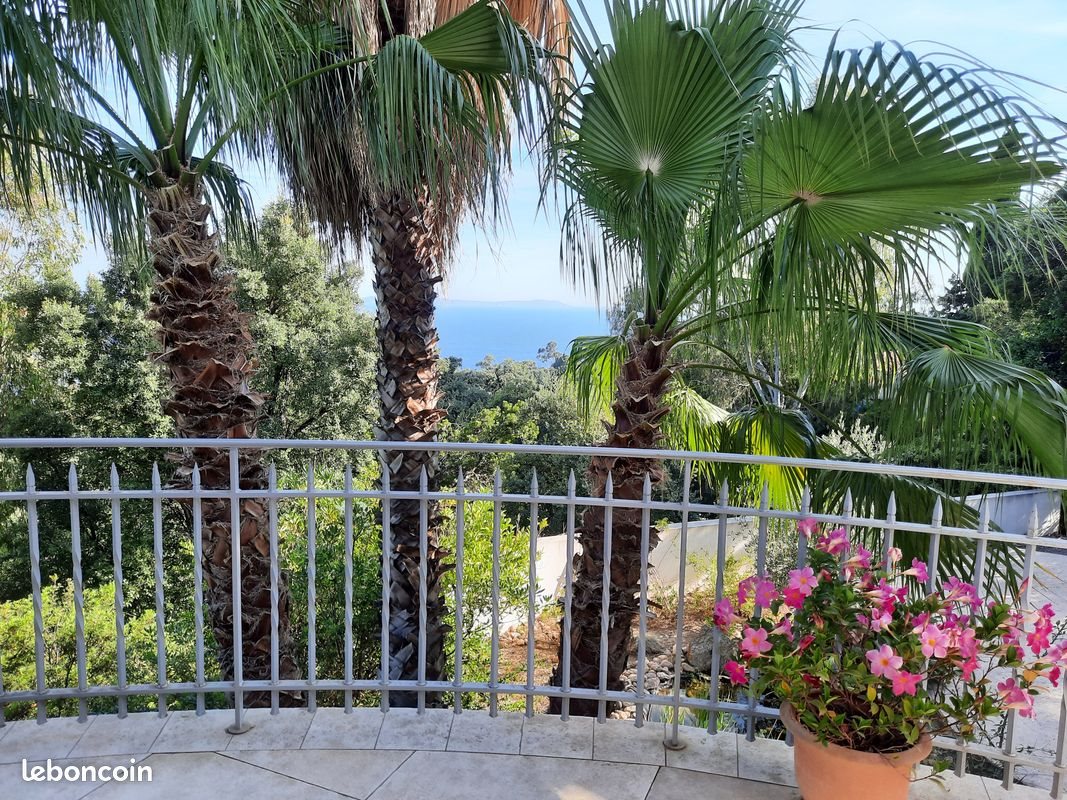 Maison à vendre, 195m², Rayol-Canadel-sur-Mer