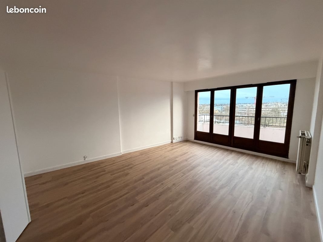 Appartement à louer, 80m², Cergy