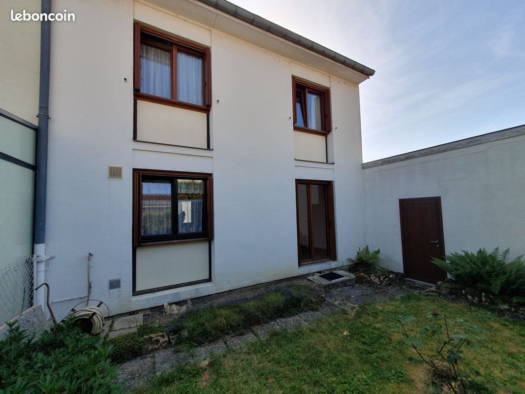 Maison à vendre, 81m², Ay