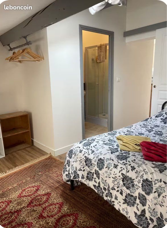 Appartement à louer, 32m², Saint-Antonin-Noble-Val