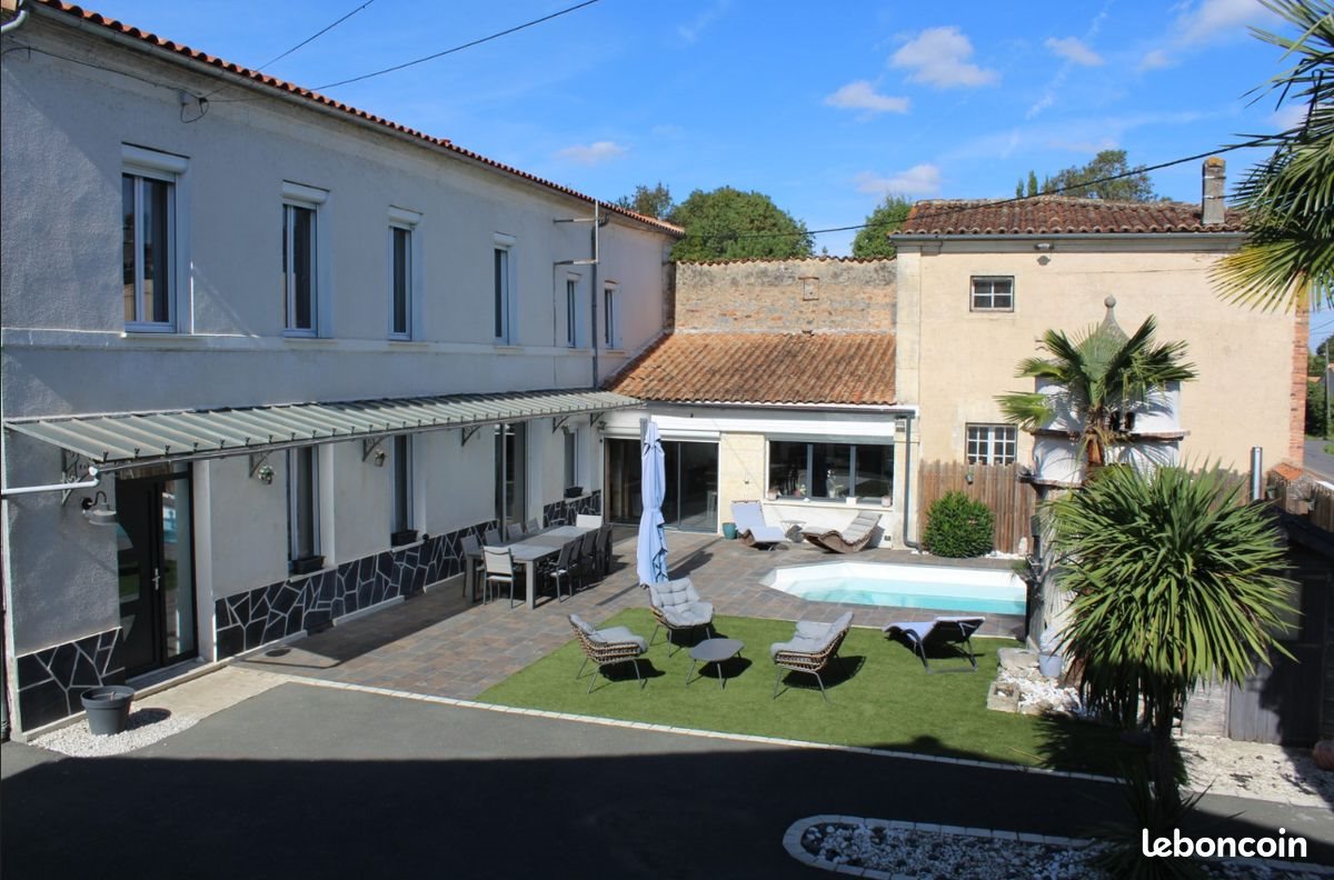 Maison à vendre, 236m², Boutiers-Saint-Trojan
