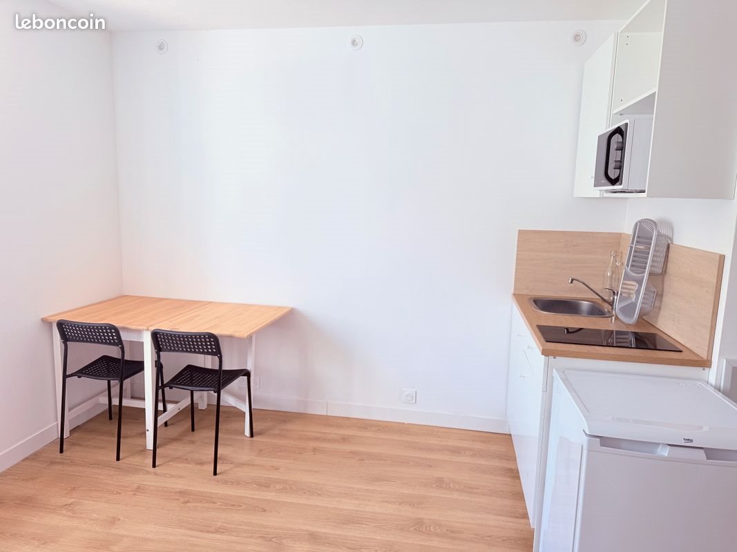 Appartement à louer, 18m², Saint-Etienne