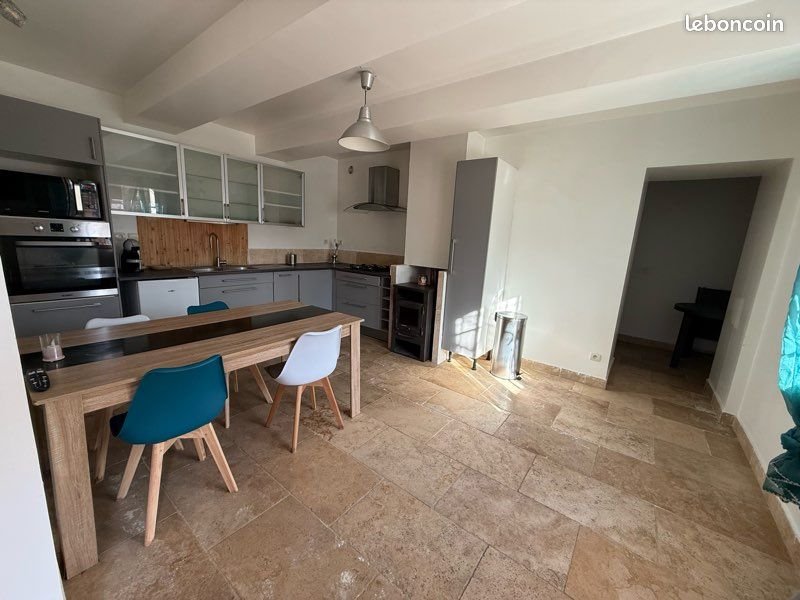 Appartement à louer, 60m², Orgon