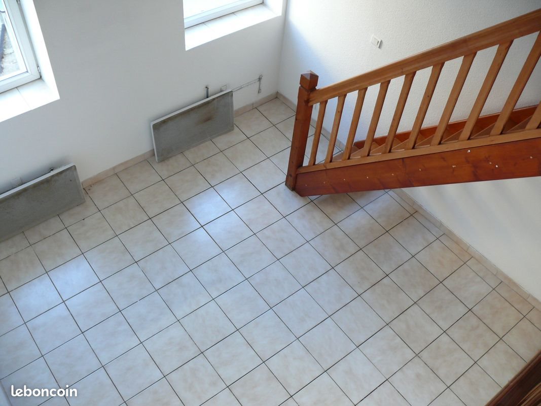 Appartement à louer, 40m², Aubenas