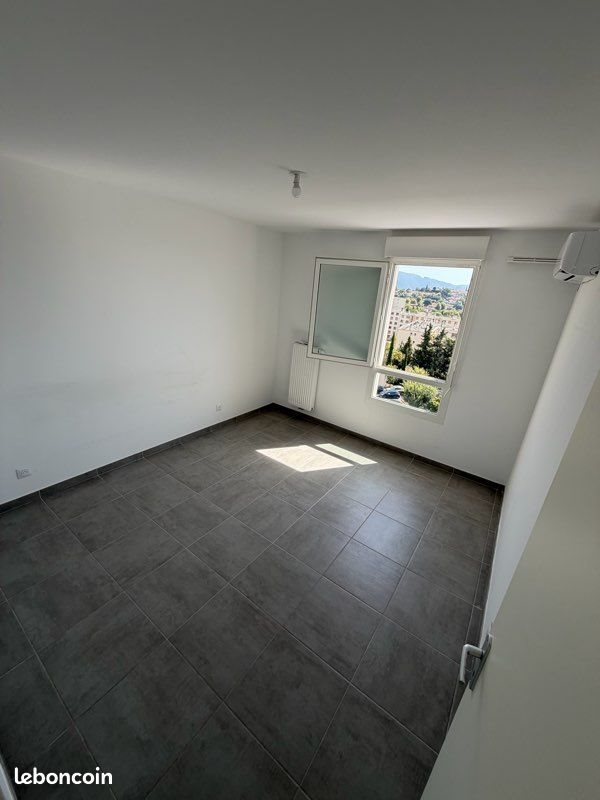 Appartement à louer, 90m², Marseille 14ème