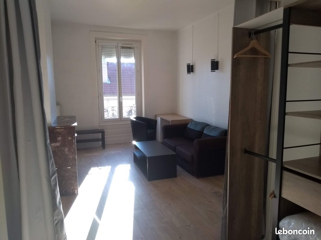 Appartement à louer, 40m², Saint-Etienne