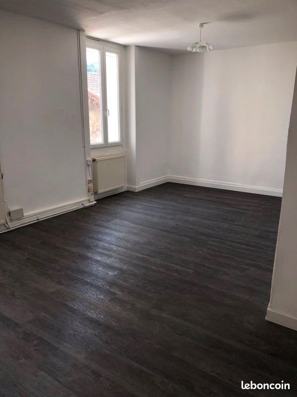 Appartement à louer, 50m², Unieux