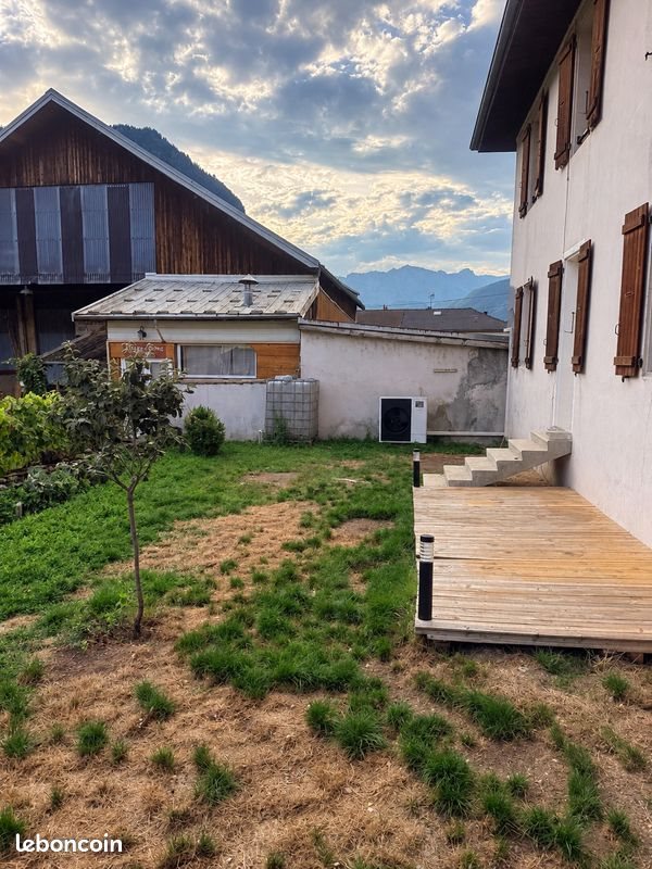 Appartement à louer, 83m², Ugine