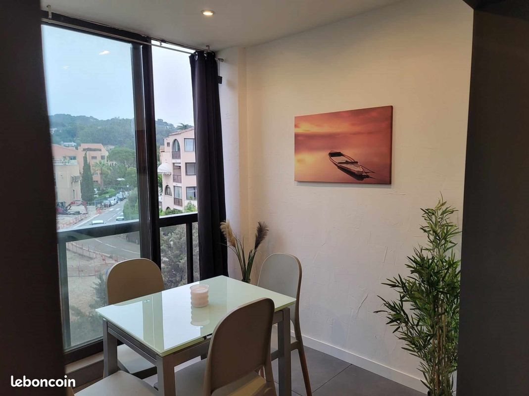 Appartement à louer, 26m², Mougins